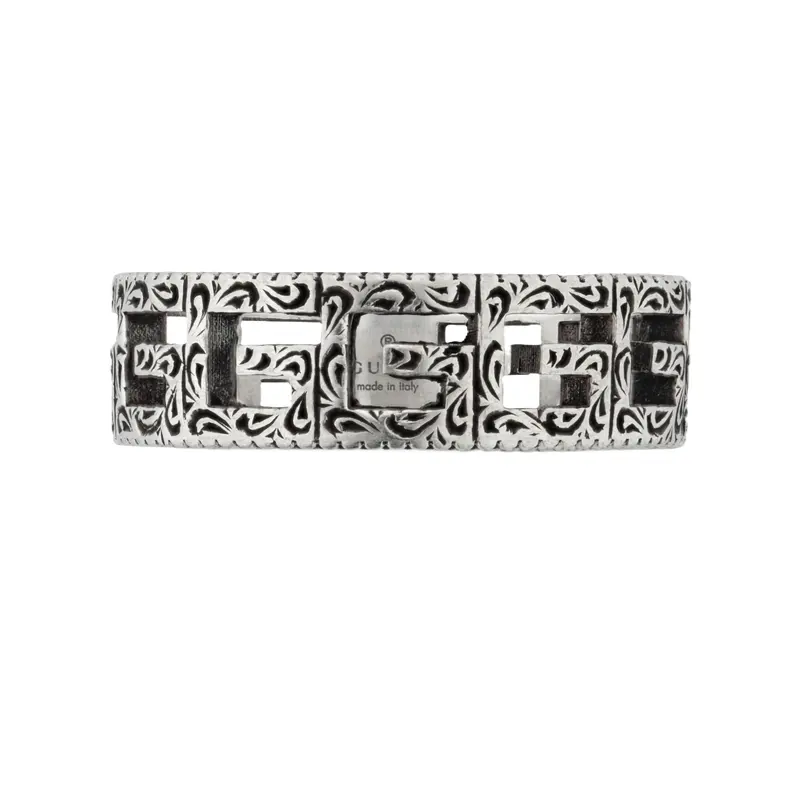 Modern Minimal Band Ring