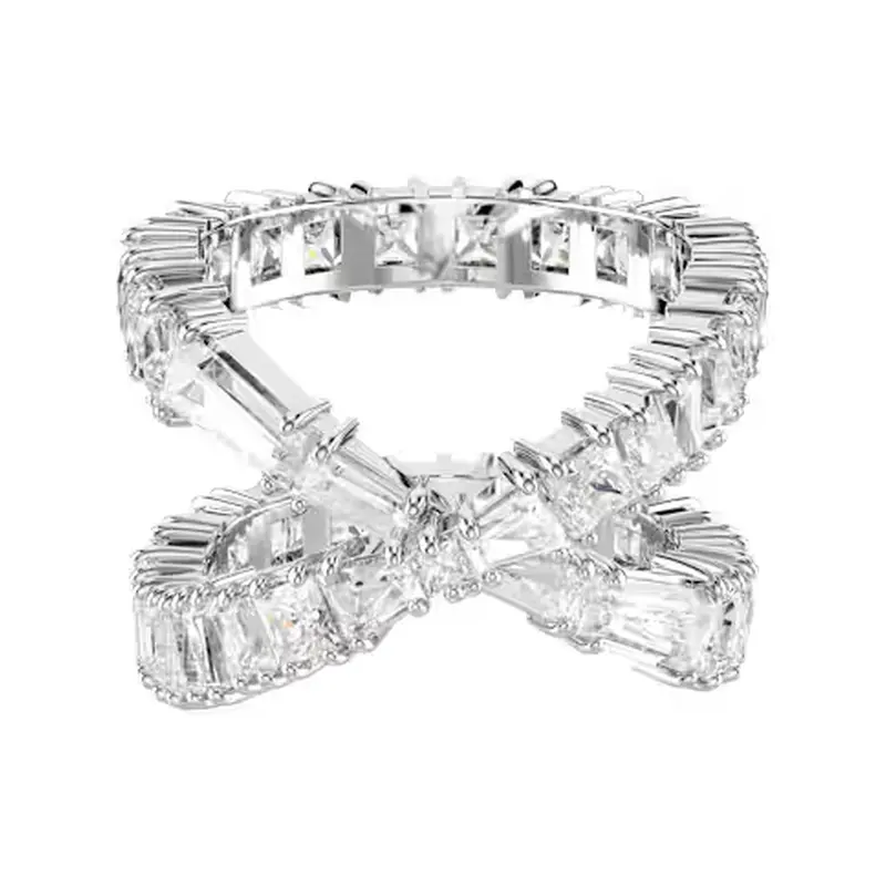 Sleek Classic Charm Ring 3765