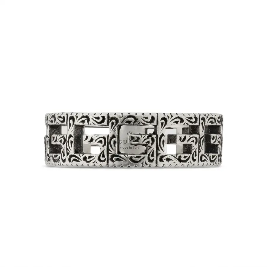 Pure Tailored Charm Ring