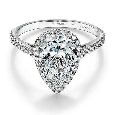 Lumière Pear Diamond Ring