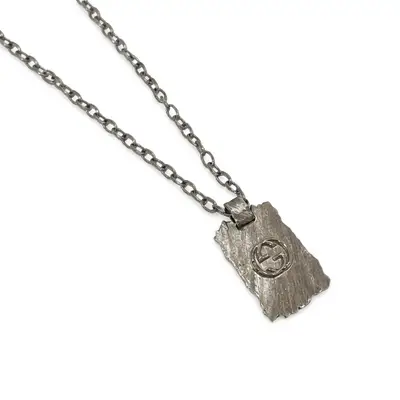 Regal Glowing Glow Necklace
