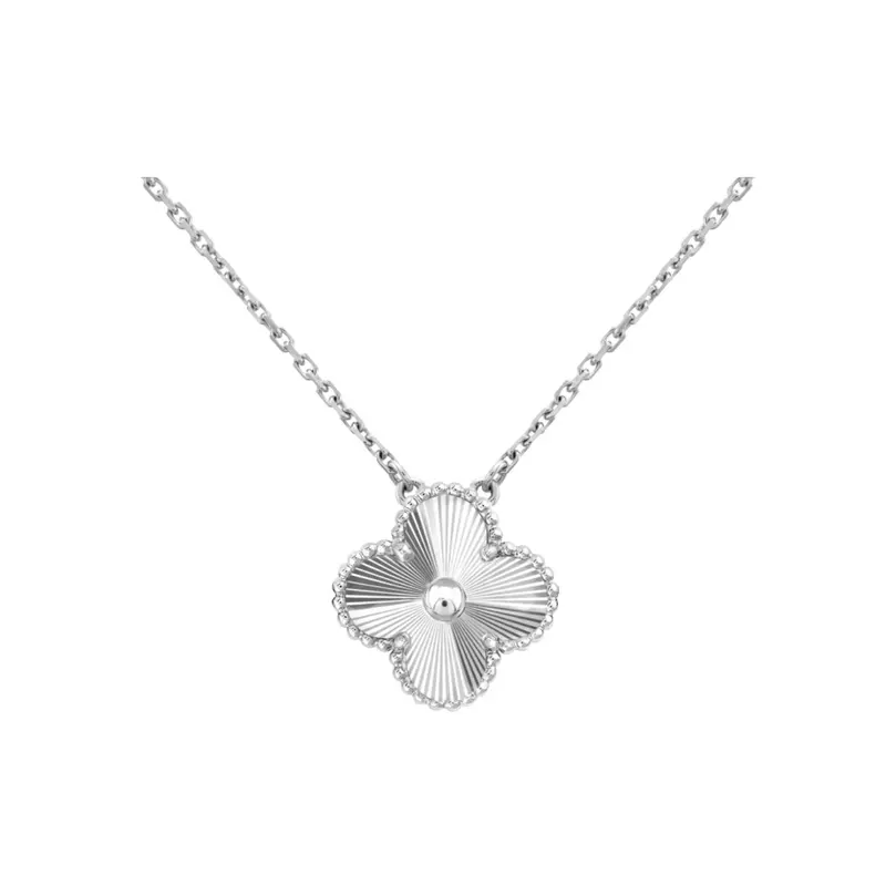 Rose Luminous Heart Necklace