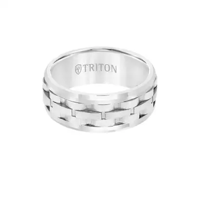 Chic Urban Statement Ring