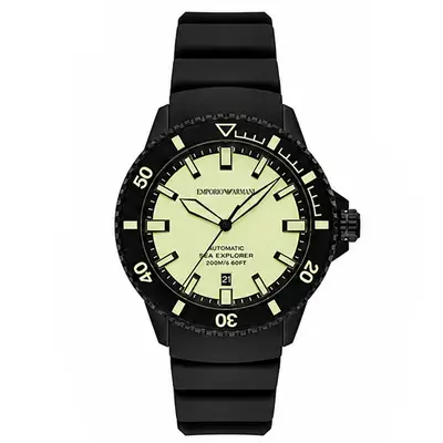 Black Bold Bracelet Timepiece